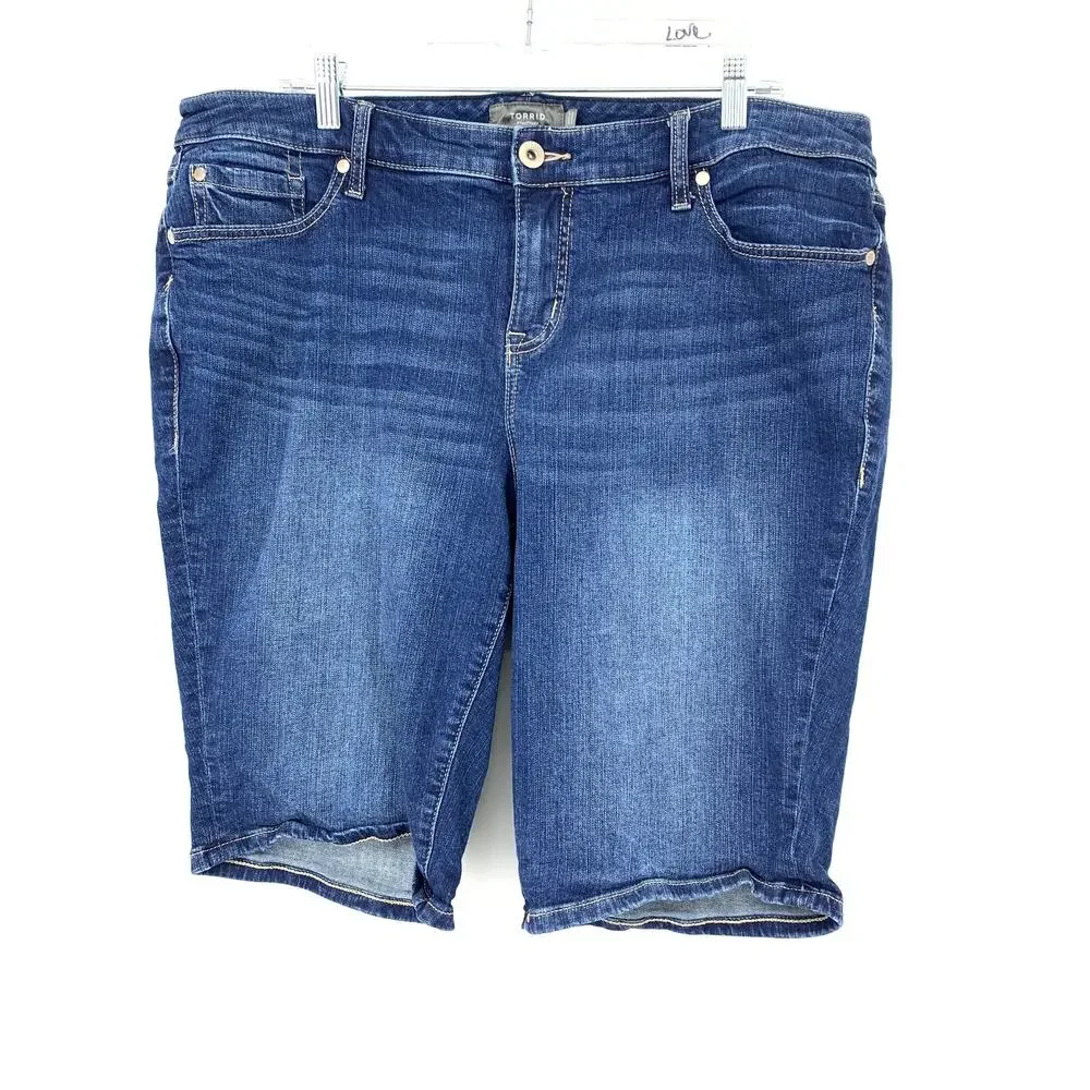 Torrid Bermuda Shorts Womens Plus Size 18 Medium Wash Stretch Denim